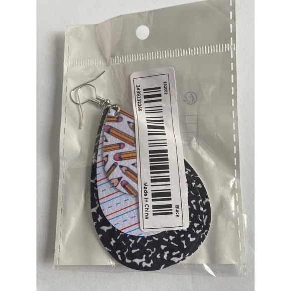 Water drop shape‎ 3 layer faux leather light weight teacher dangle earrin… - Picture 8 of 9